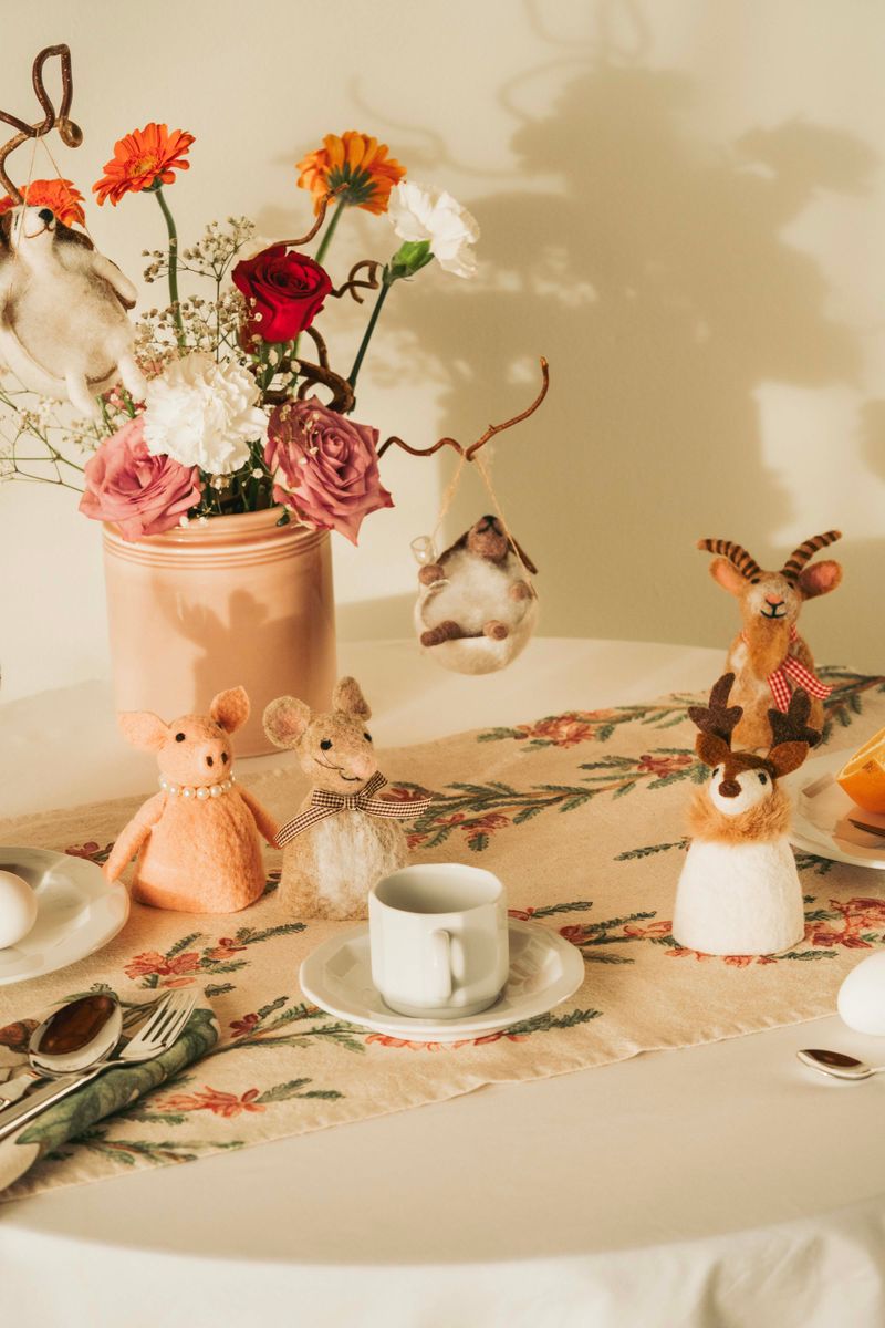 Ullfilt eggvarmer Miss Piggy
